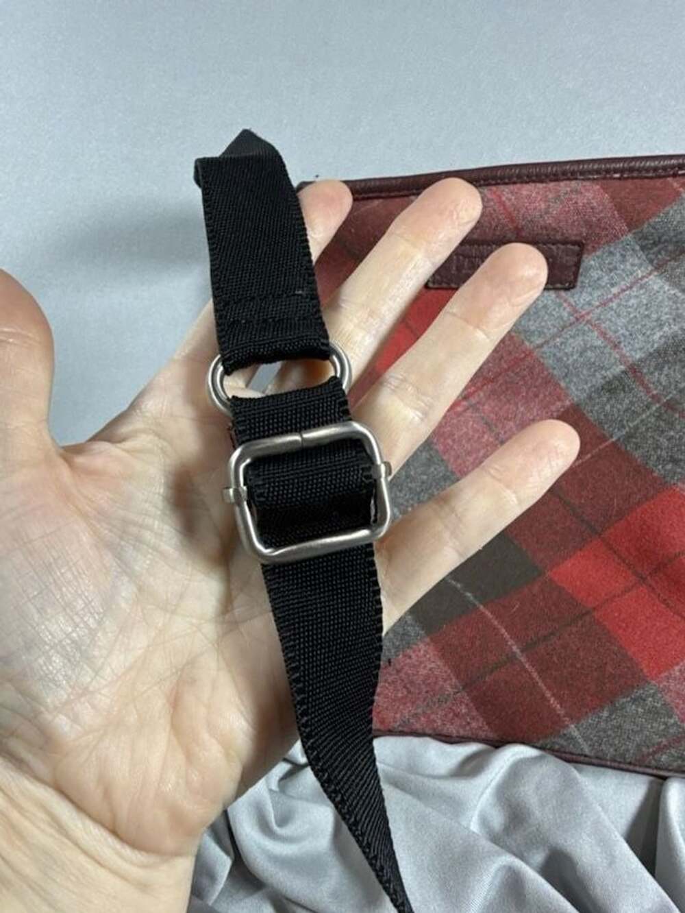Pendleton Red Plaid Wool and Leather Crossbody Bag - Picture 10 of 11